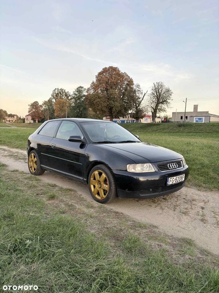 Audi A3 3-drzwiowe 1.8T Ambiente - 2