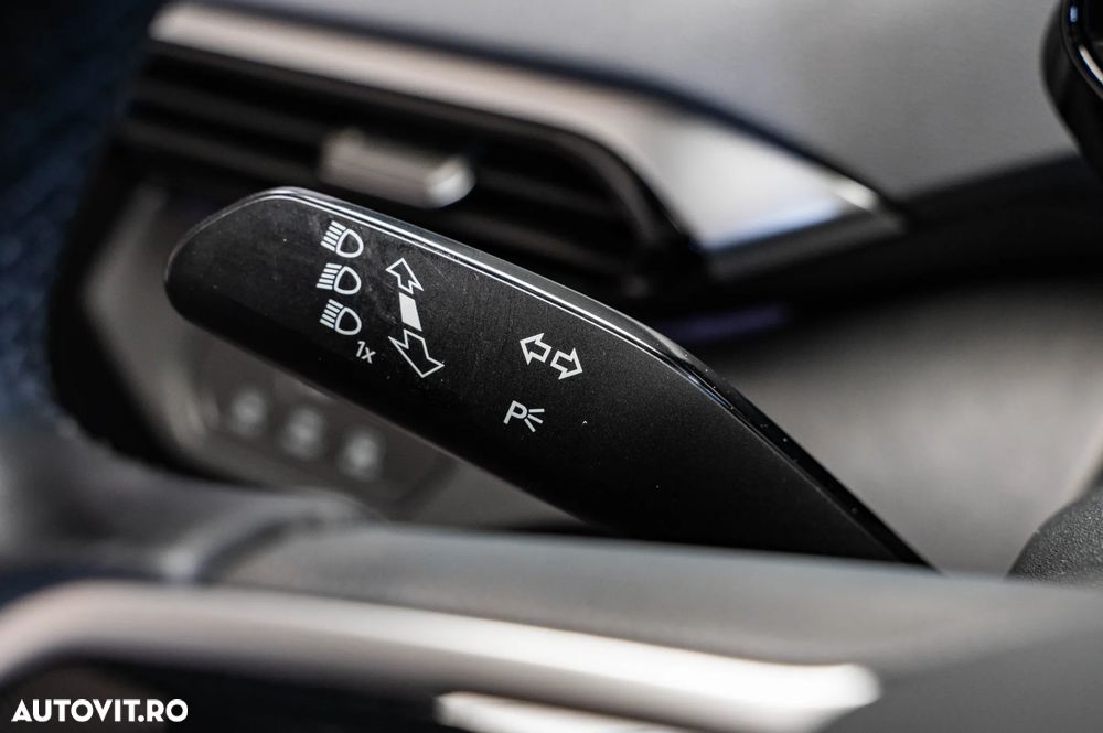 VOLKSWAGEN ID.4 2023 — imagine 32