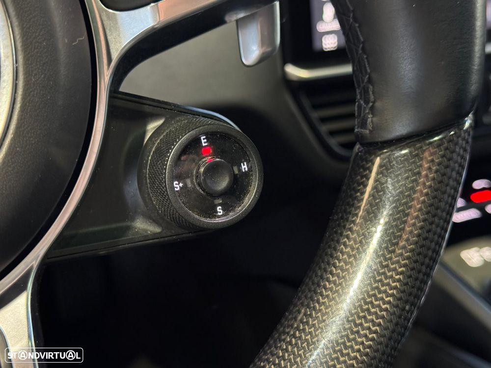 Porsche Cayenne E-Hybrid Platinum Edition - 23