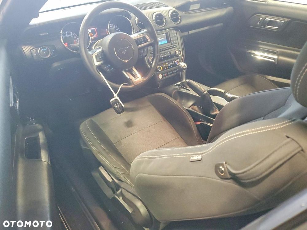 Ford Mustang 3.7 V6 - 9