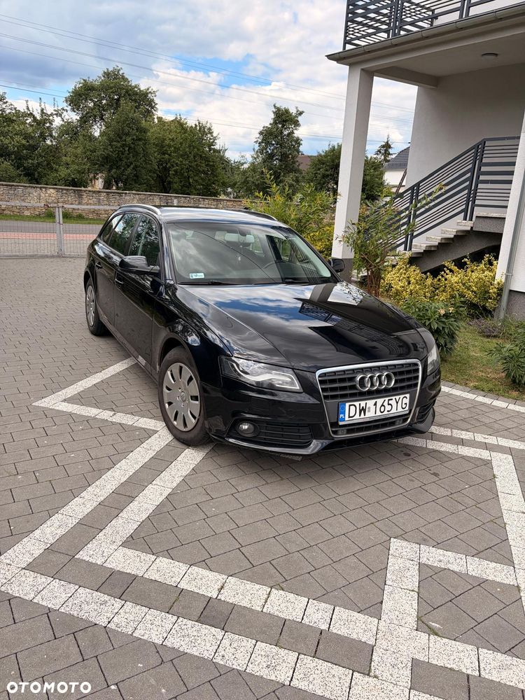 Audi A4 Avant - 11
