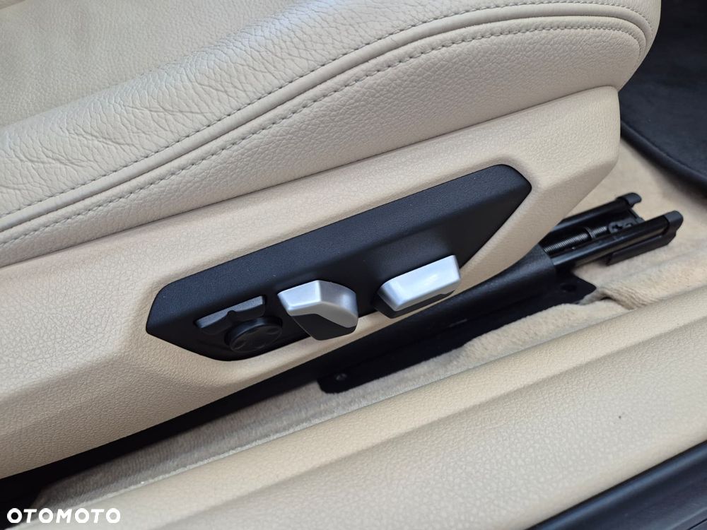 BMW Seria 4 435i xDrive Sport-Aut Sport Line - 34