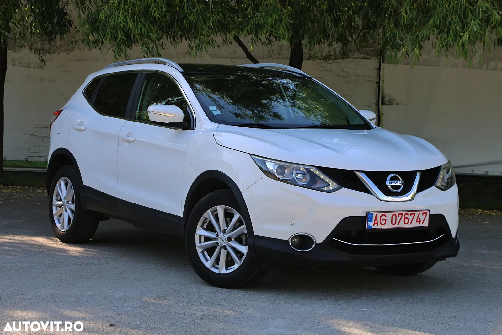 Nissan Qashqai 1.5 DCI Start/Stop N-Connecta - 12
