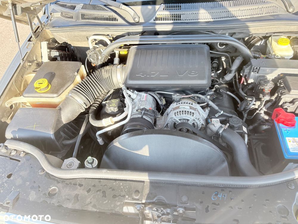 Jeep Commander 4.7 V8 - 33