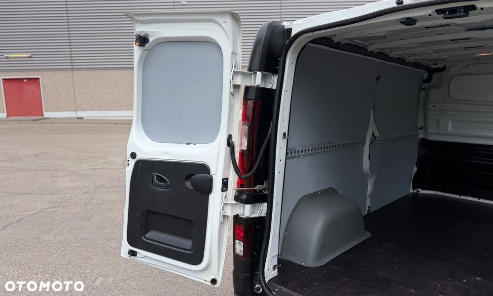 Renault TRAFIC L2H1 LONG 2016r 1.6 DCI 120KM - 16