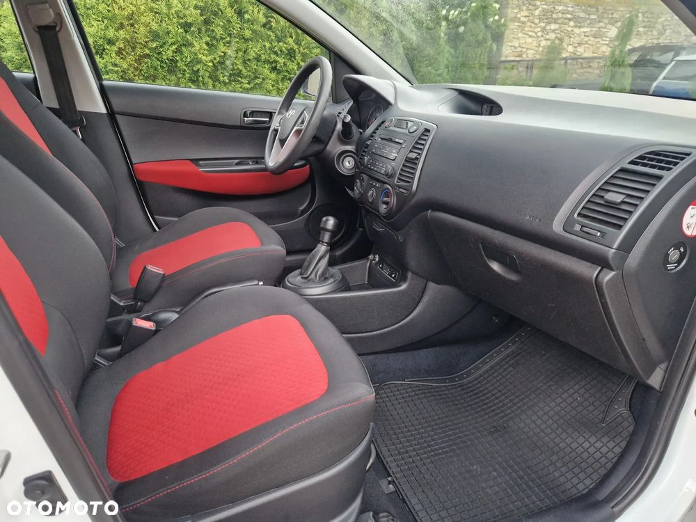 Hyundai i20 1.2 Edition Plus - 6