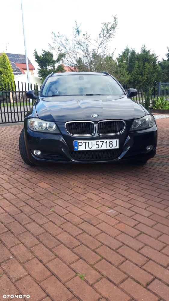 BMW Seria 3 318d DPF - 3