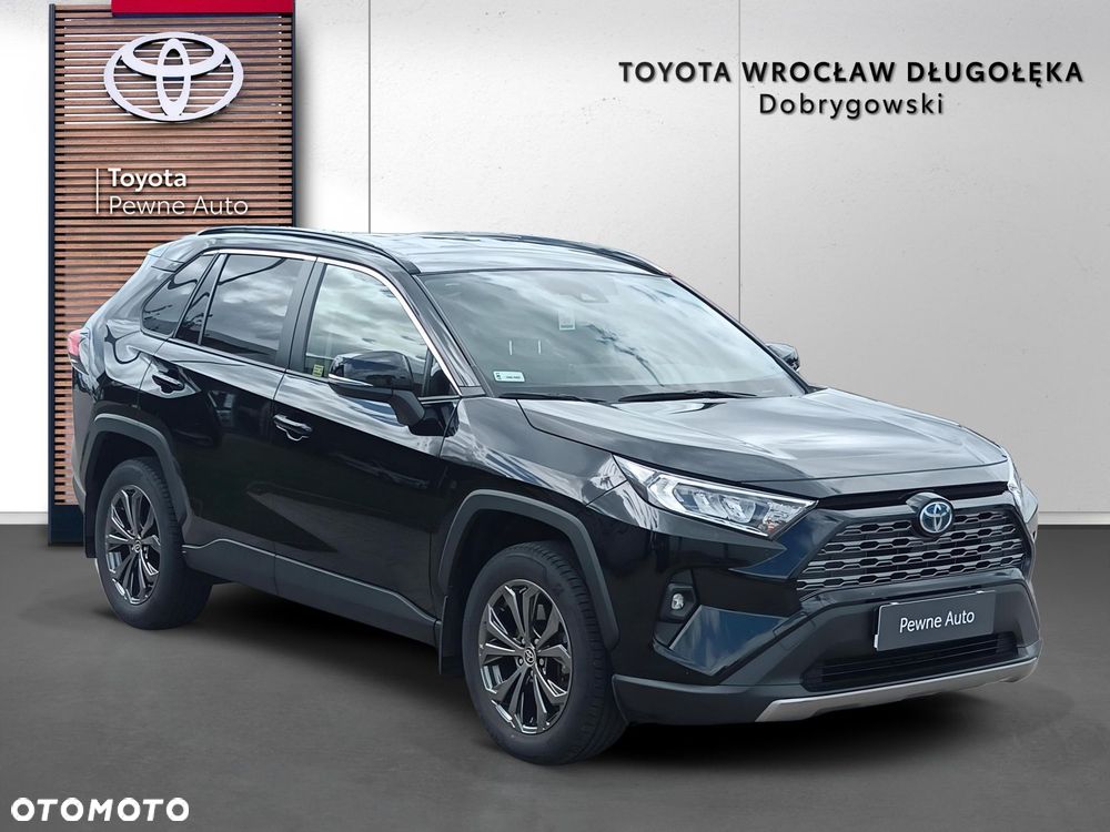 Toyota RAV4 - 8