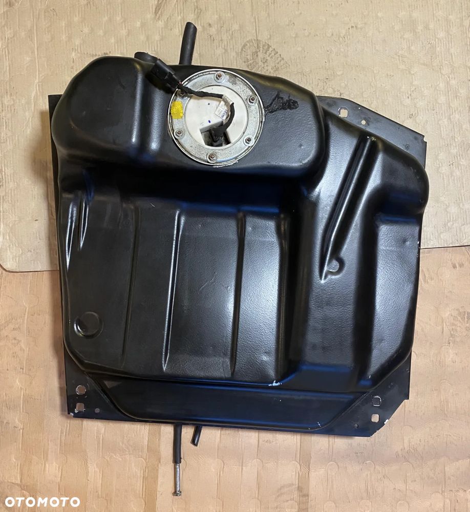 Zbiornik paliwa bak Mercedes A-Klasa W169 B-Klasa W245 diesel OE - 3