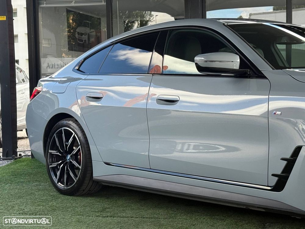 BMW i4 eDrive40 Pack Desportivo M - 32