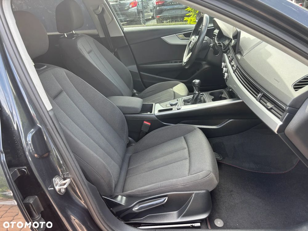 Audi A4 Avant 2.0 TDI DPF clean diesel Attraction - 33