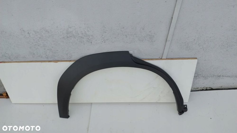 LISTWA BŁOTNIKA PRAWY TYŁ NAKŁADKA SUZUKI S-CROSS 77250-63T00-5PK - 1