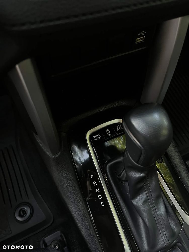 Toyota Corolla Cross - 30