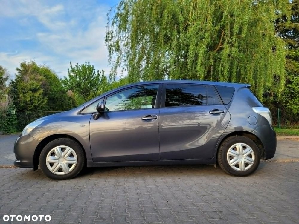Toyota Verso 1.8 Premium MS - 6