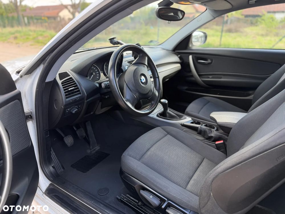 BMW Seria 1 - 12