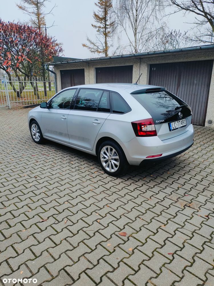Skoda RAPID Spb 1.0 TSI Style - 4