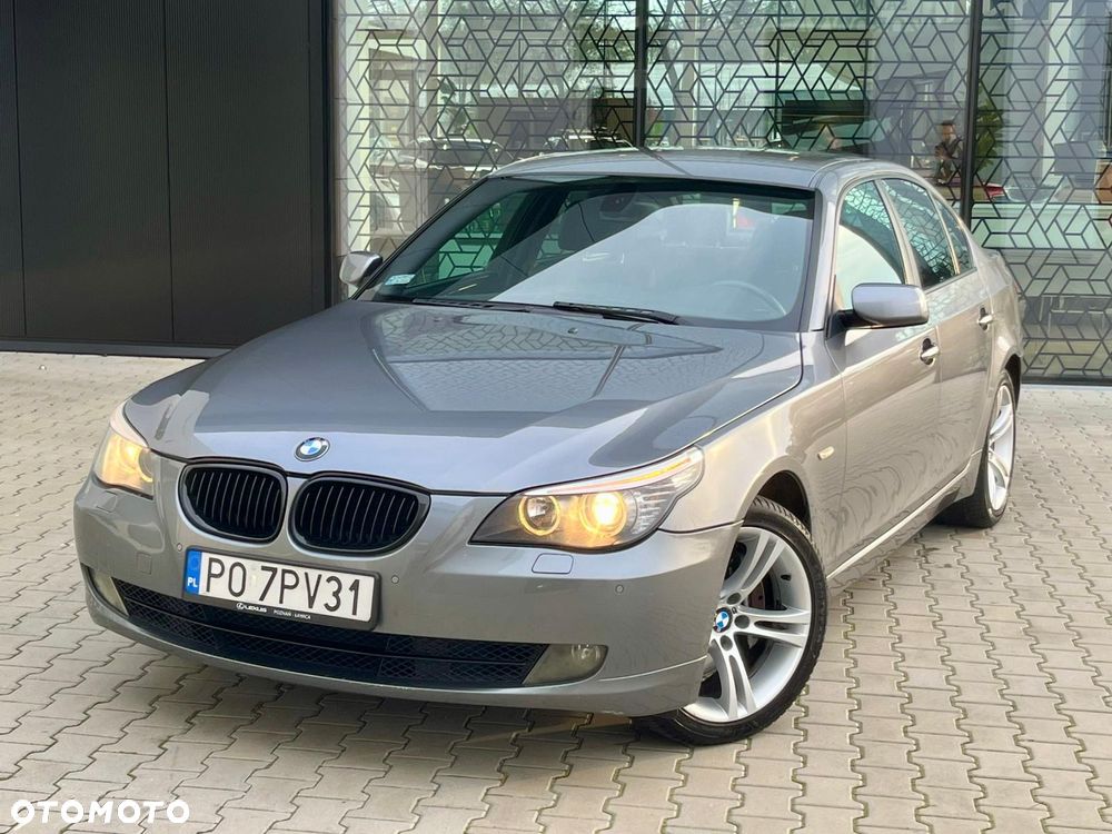 BMW Seria 5 540i - 7