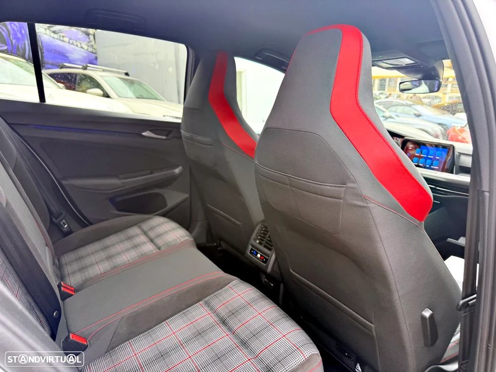 VW Golf 2.0 TSI GTI DSG - 31