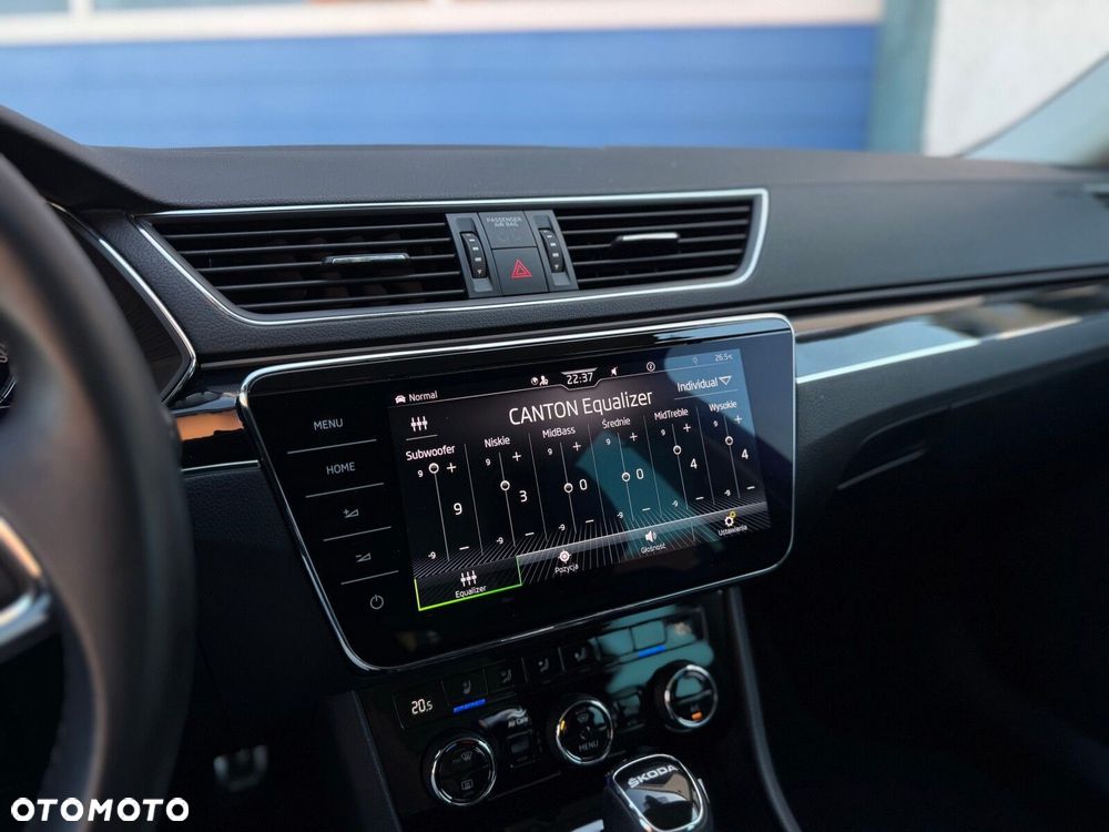 Skoda Superb 2.0 TDI SCR L&K DSG - 22
