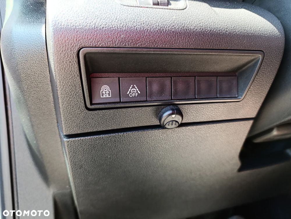 Toyota Proace City Verso 1.5 D-4D Business - 26