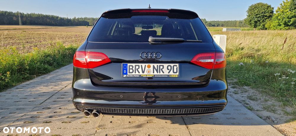 Audi A4 Avant 2.0 TDI ultra S tronic sport - 16
