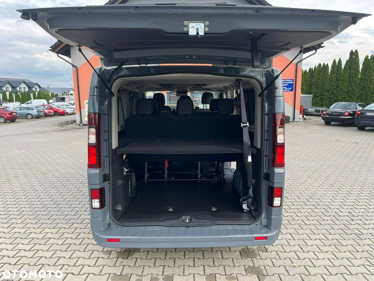 Renault Trafic - 9