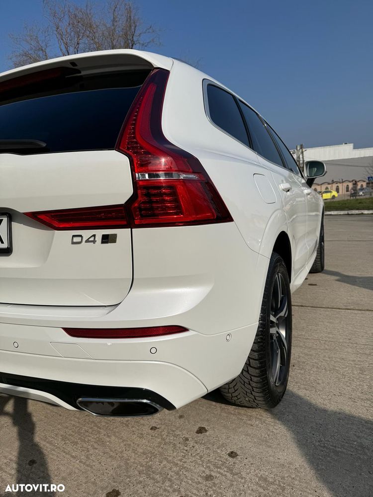 Volvo XC 60 D4 AWD Geartronic RDesign - 2