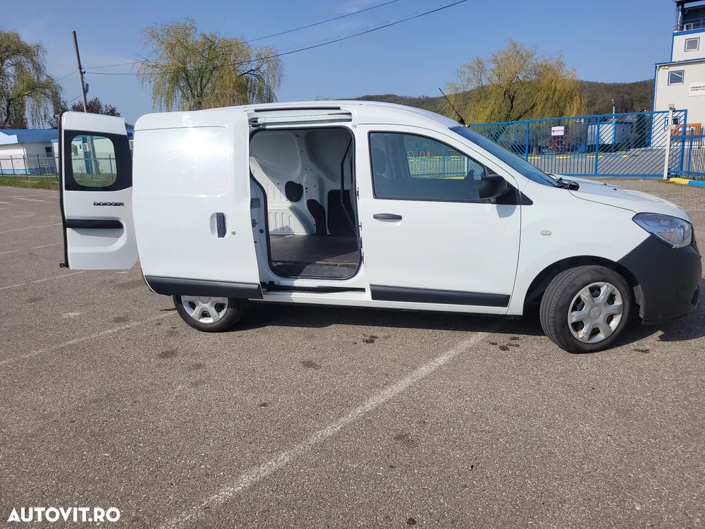 Dacia Dokker 1.5 Blue dCi Laureate - 11