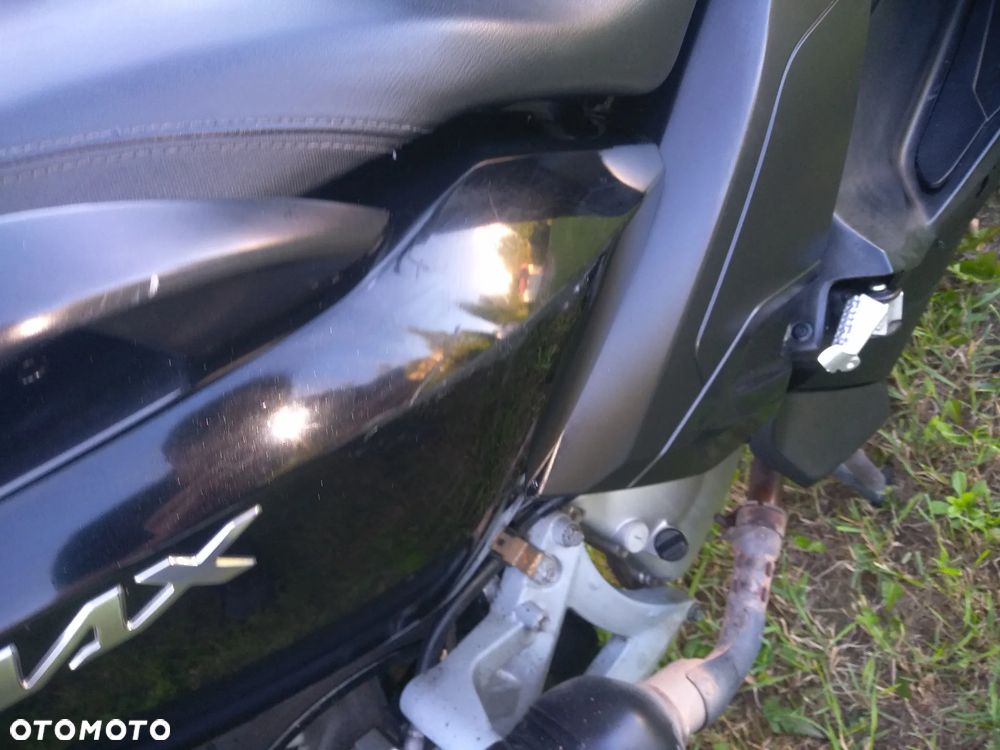 Yamaha X-max - 12