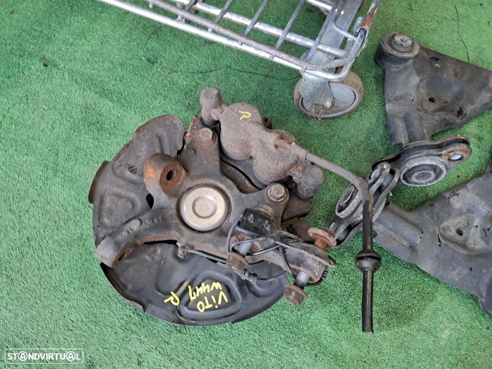 Suspensão Amortecedor Manga de eixo triângulos Mercedes Vito Viano W447 - 4