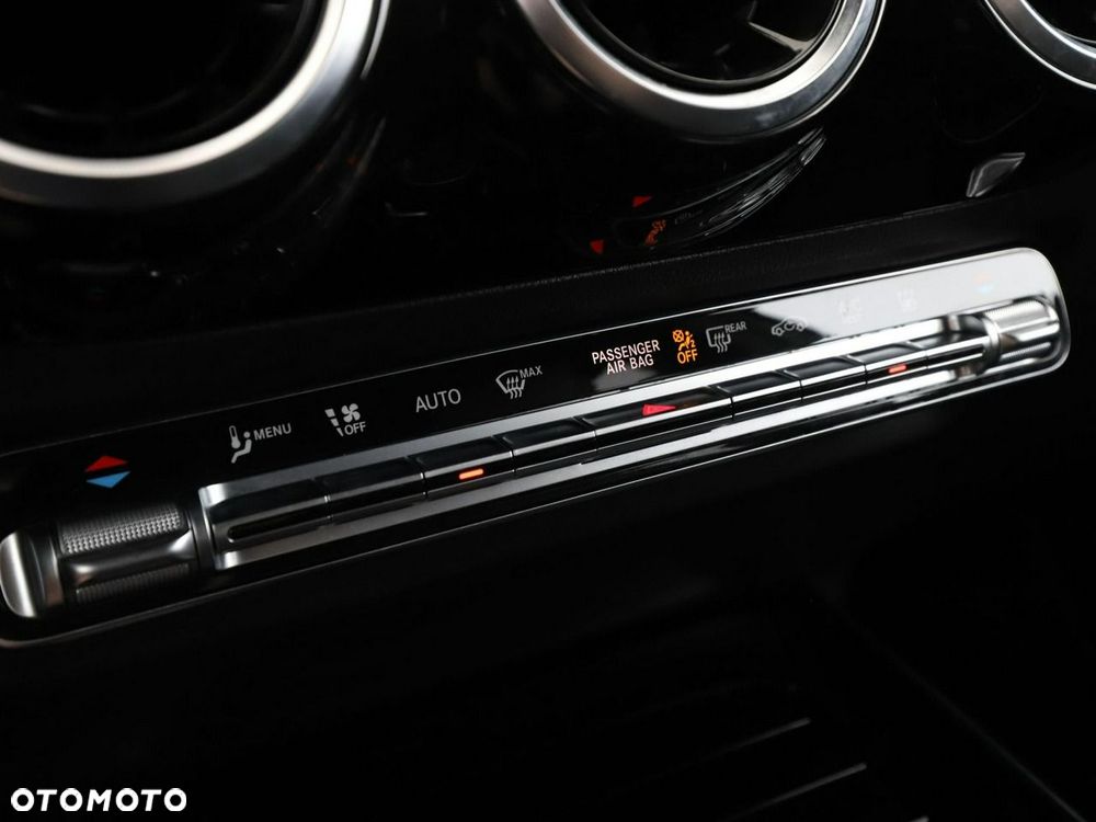 Mercedes-Benz GLA 250 e PHEV Progressive 8G-DCT - 30