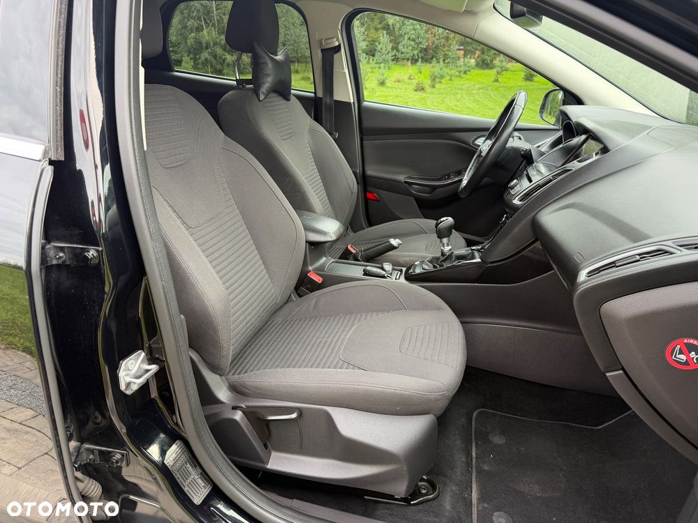 Ford Focus 1.5 TDCi Titanium - 6