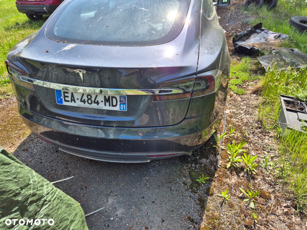 Lampa tył w klapę prawa, lewa Tesla Model S 2016r.