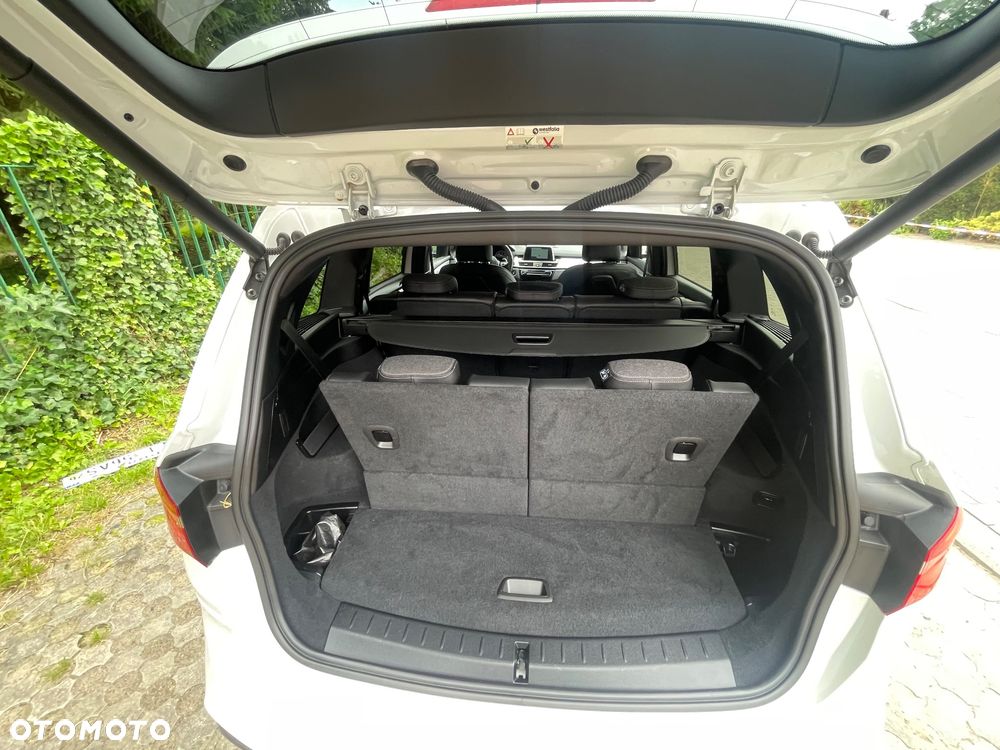 BMW Seria 2 218d M Sport - 29