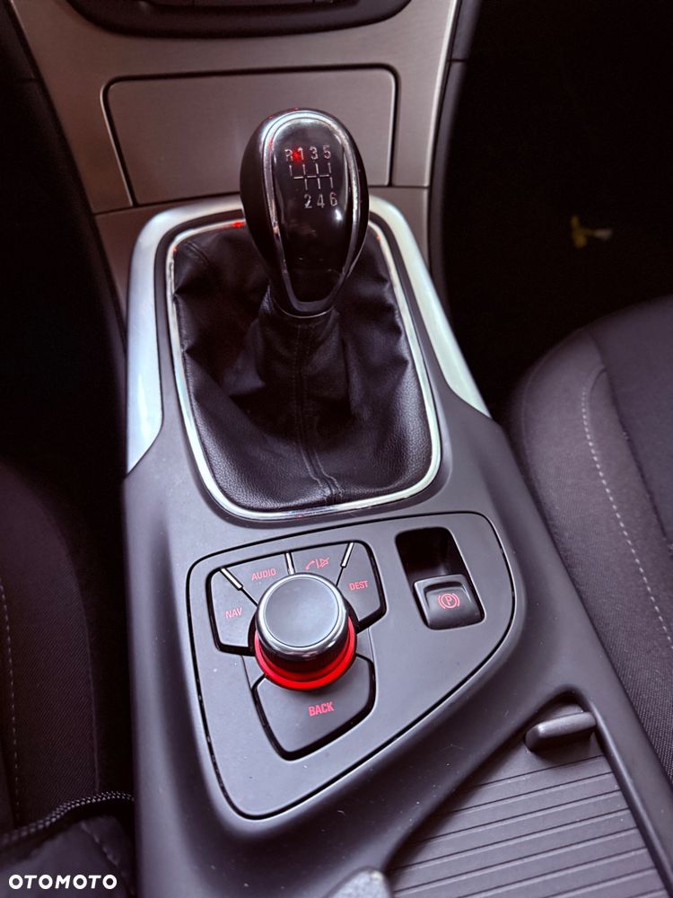 Opel Insignia 2.0 CDTI Sports Tourer - 12