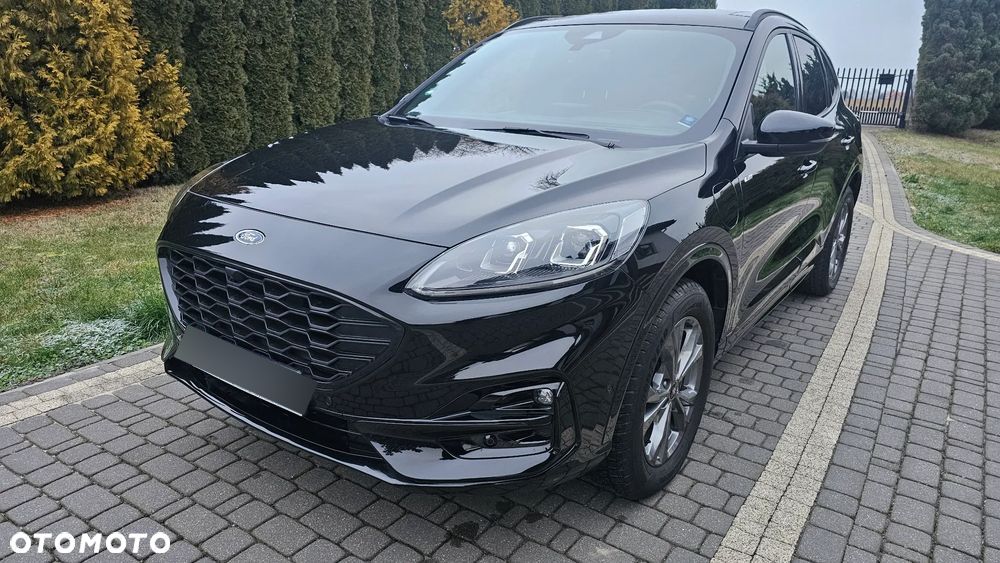 Ford Kuga - 1