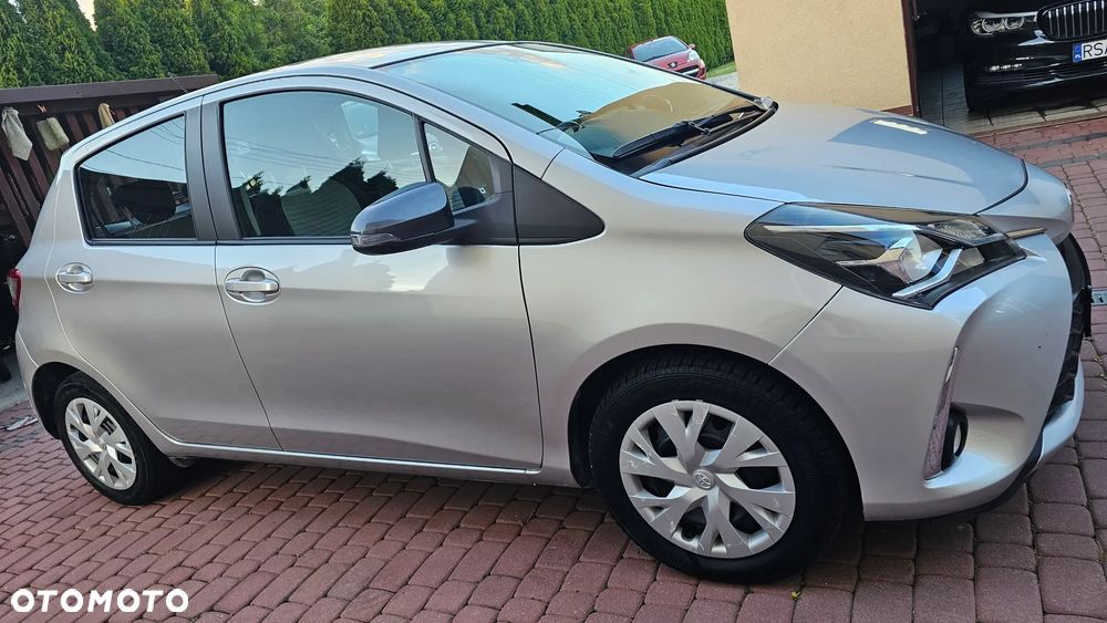 Toyota Yaris 1.0 Premium - 20