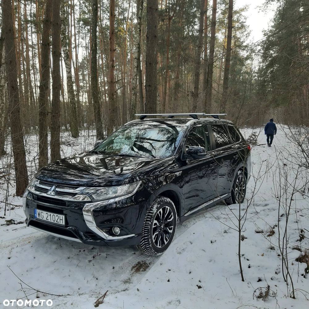 Mitsubishi Outlander - 13