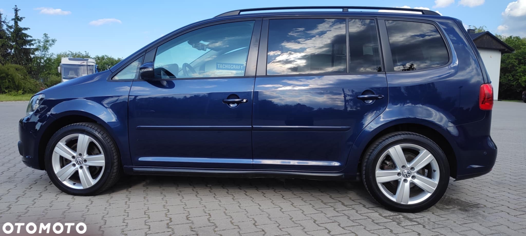 Volkswagen Touran 2.0 TDI DPF BlueMotion Technology Comfortline - 7