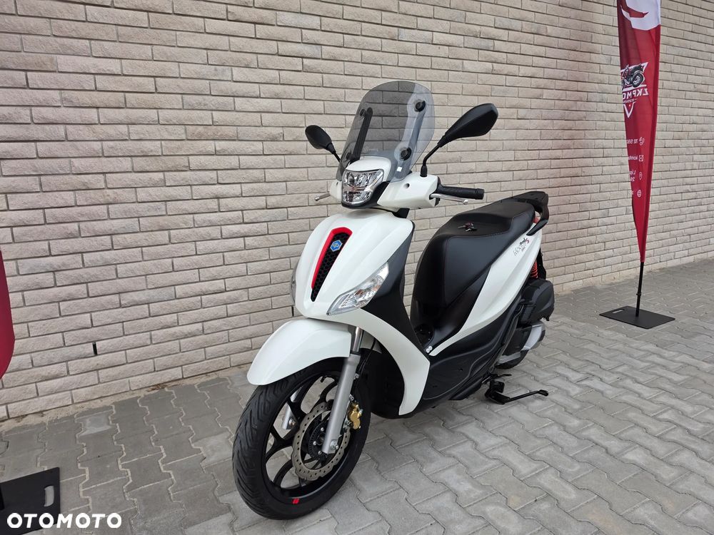 Piaggio Medley - 1