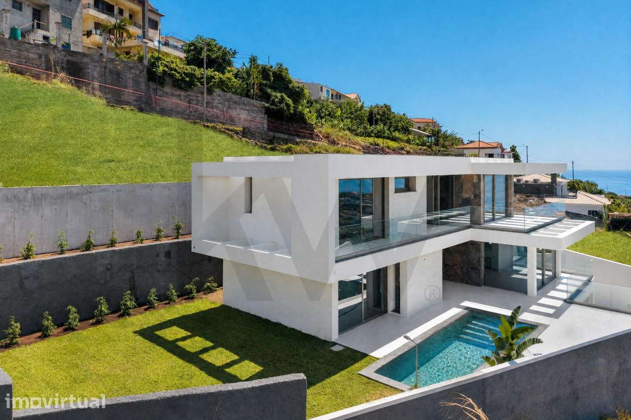 Sunset Villa – Moradia T4 com piscina e vista mar | Ribeira Brava - Grande imagem: 2/46
