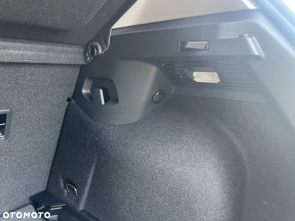 Volkswagen Golf 1.5 TSI Life Plus - 21
