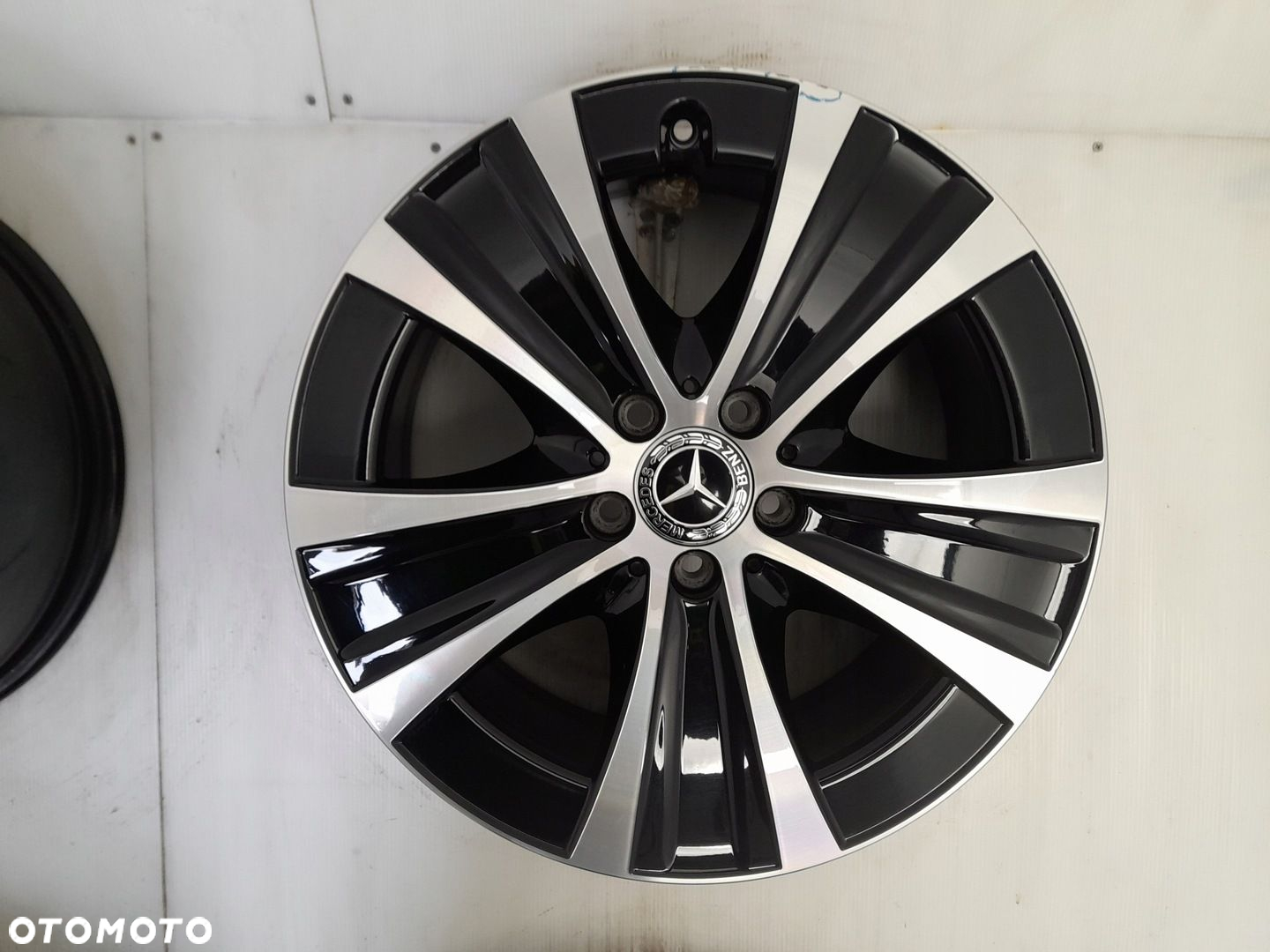 Felgi aluminiowe Mercedes OE A2134013700 8.0"/9.0" x 18" 5x112 ET43/52 - 3