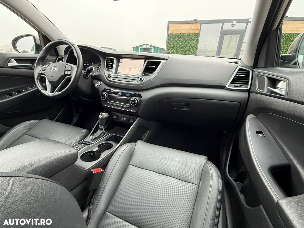Hyundai Tucson 2.0 CRDI 4WD Automatik Advantage - 6