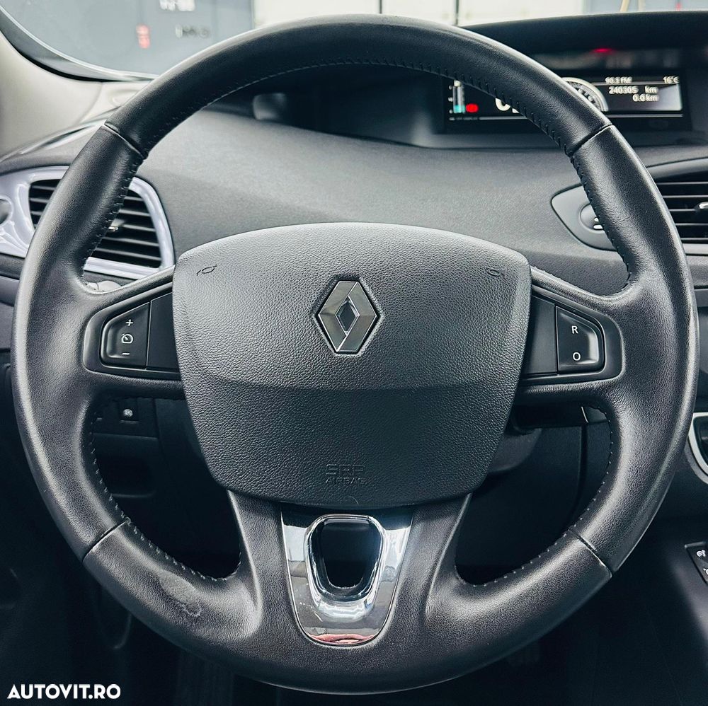 Renault Grand Scenic ENERGY dCi 110 INTENS - 31