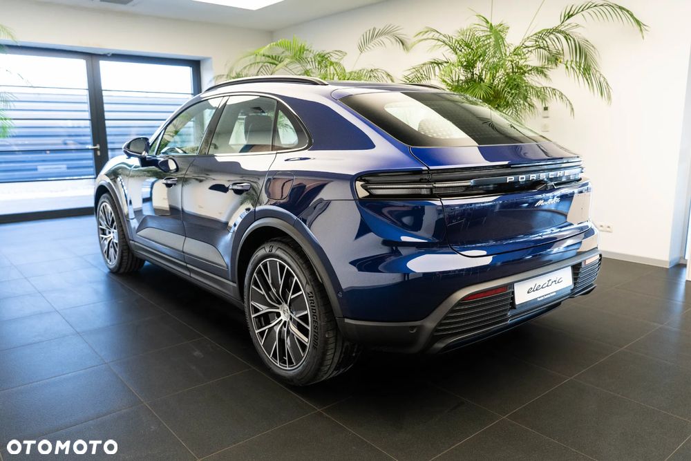 Porsche Macan - 2
