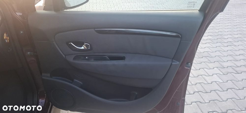 Renault Scenic ENERGY TCe 115 Expression - 17