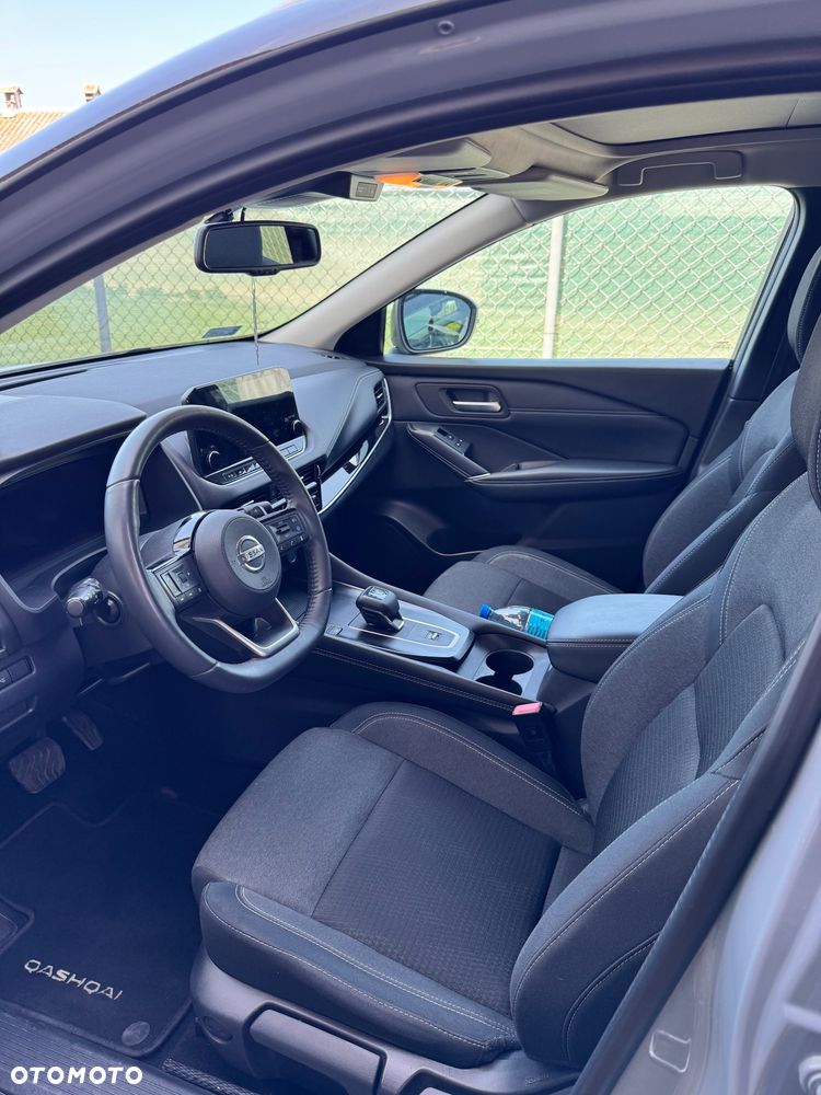 Nissan Qashqai 1.3 DIG-T MHEV Premiere Edition Xtronic - 10