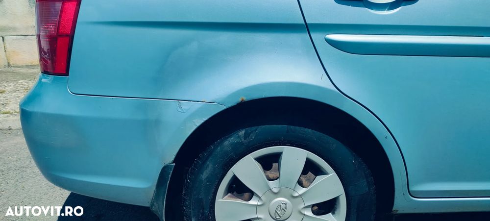 Hyundai Accent - 6