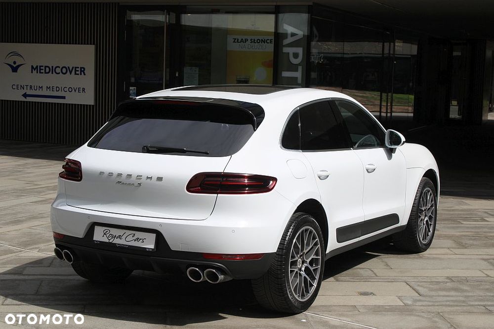 Porsche Macan - 4